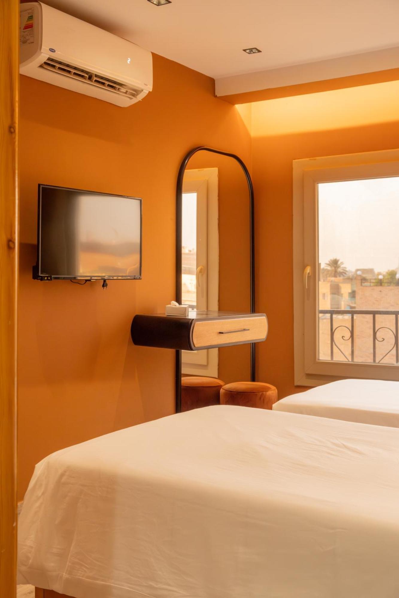 Jimmy Pyramids Hotel Kafrat al Jabal Exterior photo